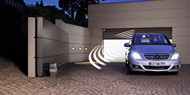 Metallbau Waldmann GmbH aus Auerbach in der Oberpfalz ist Ihr Partner für Garagentore.